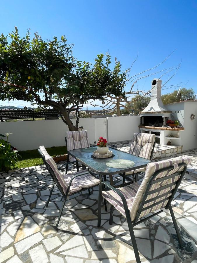 Sunny Beach House Corinth Exterior photo